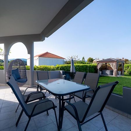 Villa Giota Luxury Living Theológos Екстериор снимка