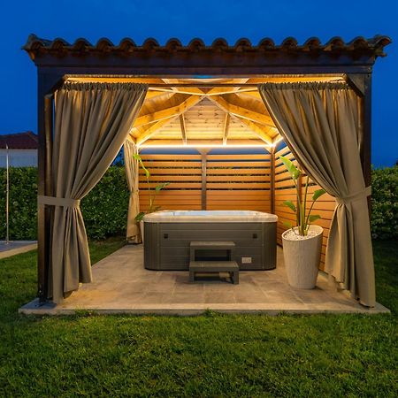 Villa Giota Luxury Living Theológos Екстериор снимка