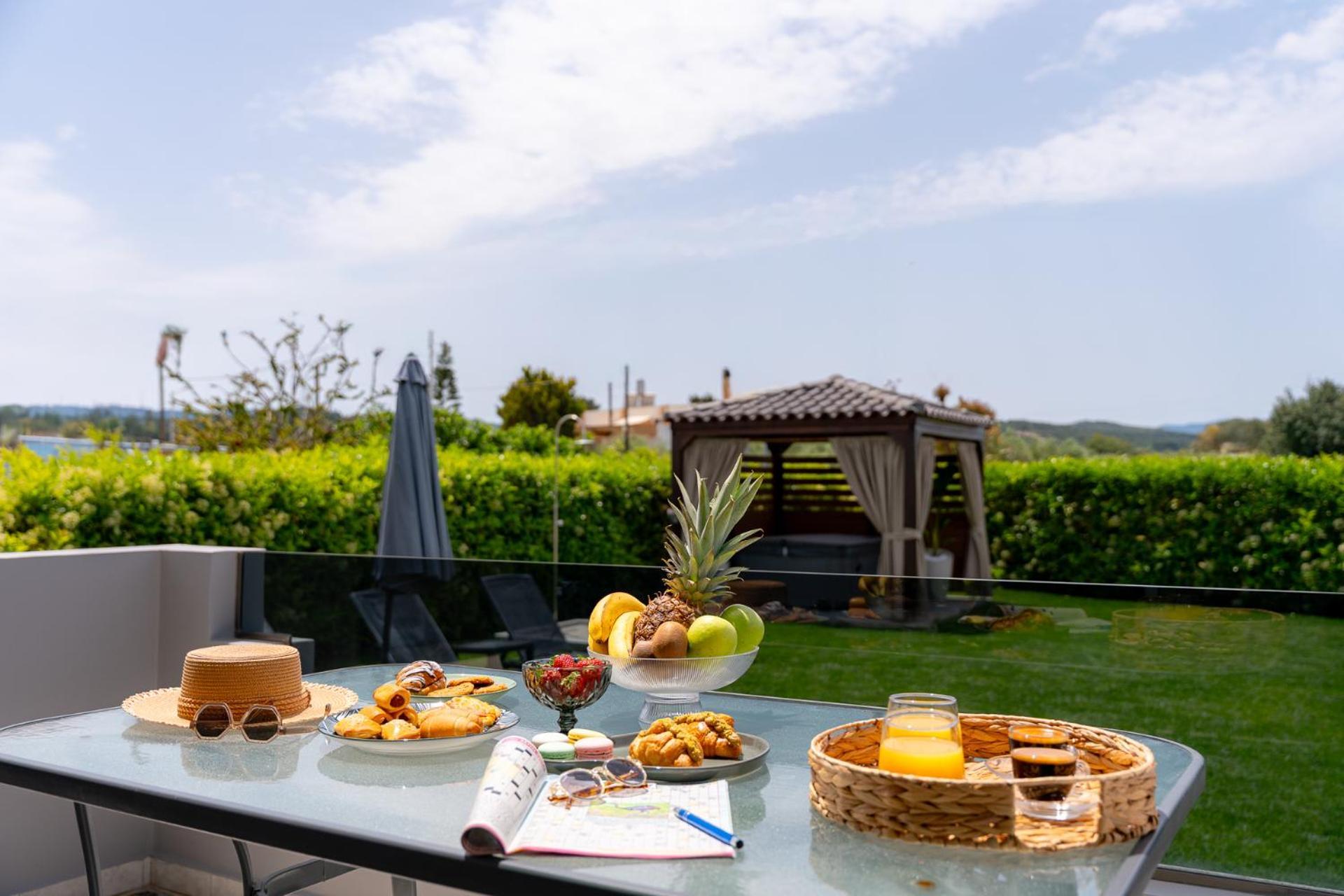 Villa Giota Luxury Living Theológos Екстериор снимка